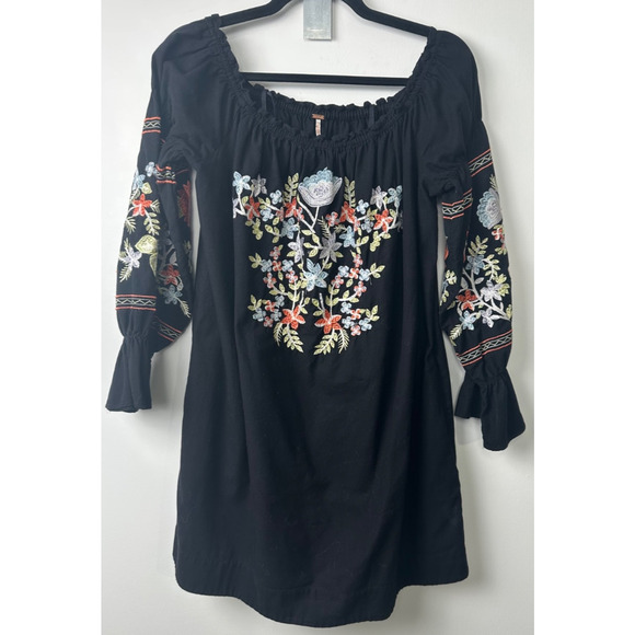 Free People Dress M Fleur Du Jour Black Embroidered Off Shoulder Mini Boho C16 - Picture 2 of 9